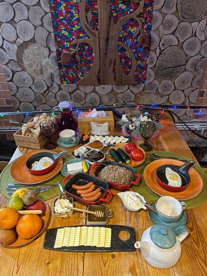 Berkri Gastro Yard & Guest House Yenokavan エクステリア 写真